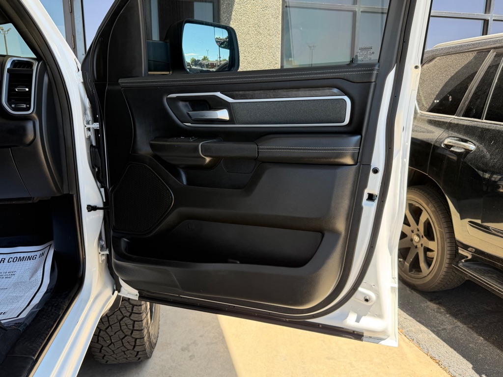 Photo 35 of this RAM 1500