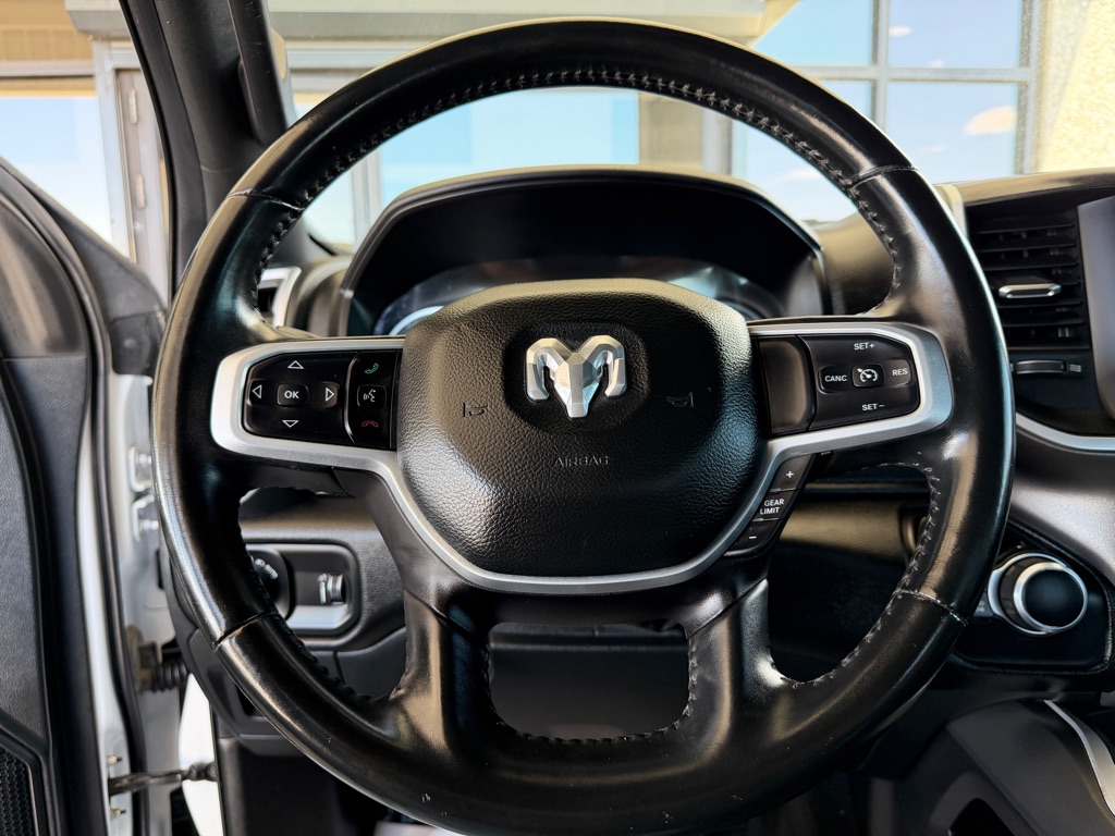 Photo 8 of this RAM 1500