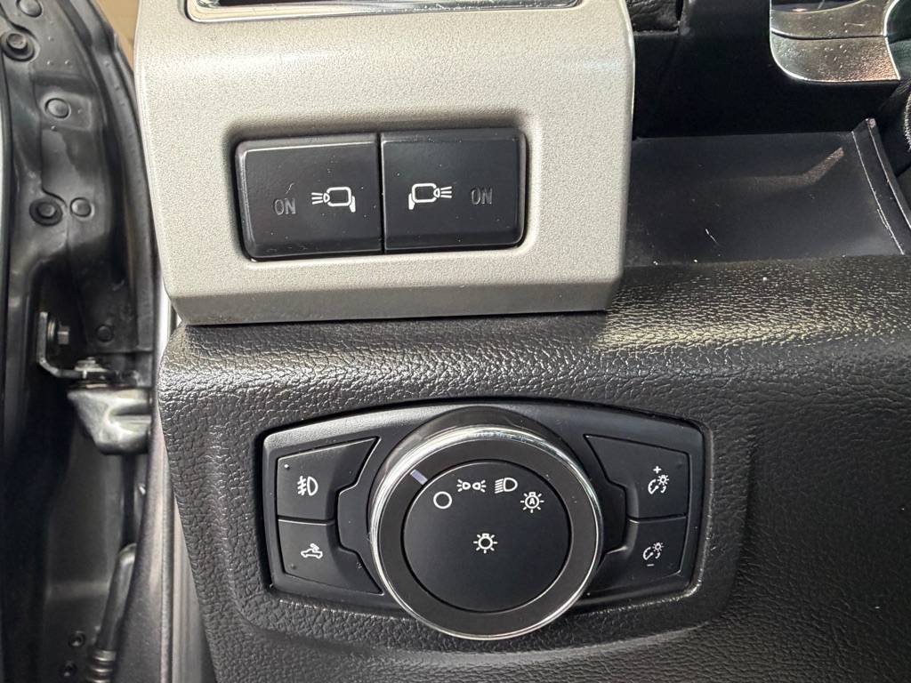 Photo 19 of this FORD F250