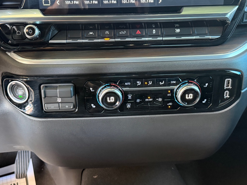 Photo 14 of this GMC SIERRA