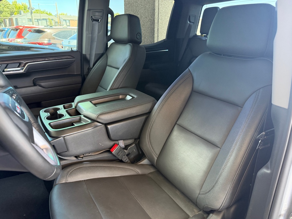 Photo 6 of this GMC SIERRA