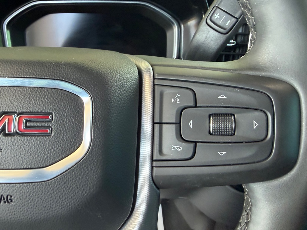 Photo 10 of this GMC SIERRA