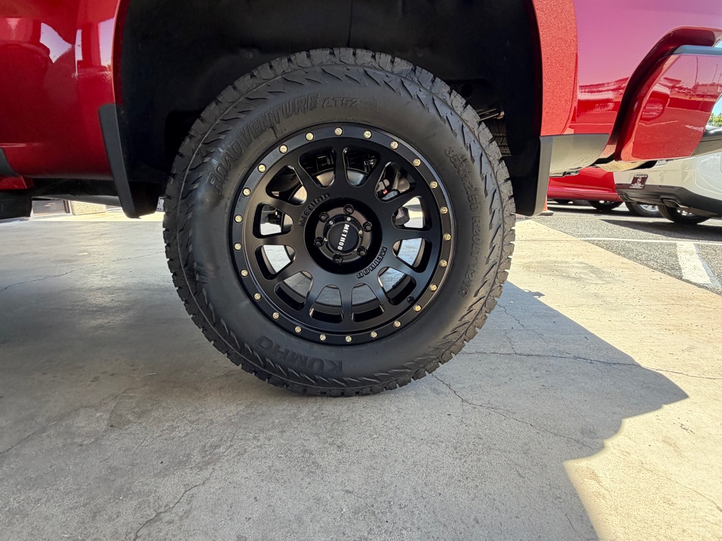 Photo 60 of this CHEVROLET SILVERADO 1500