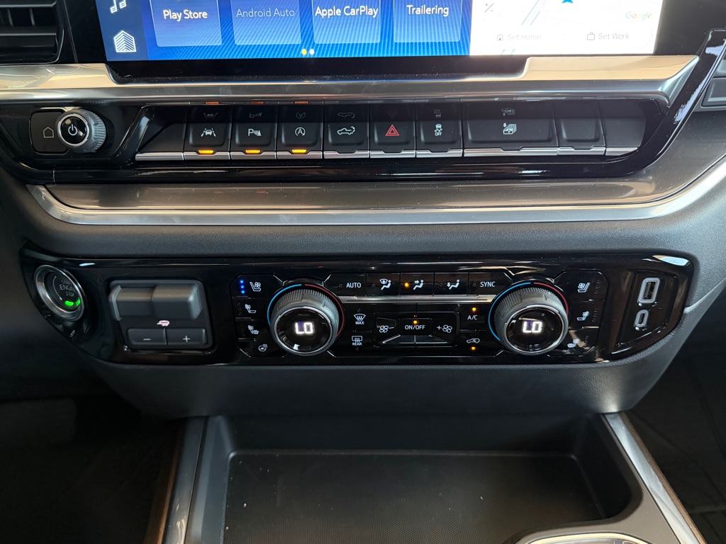 Photo 15 of this CHEVROLET SILVERADO 1500