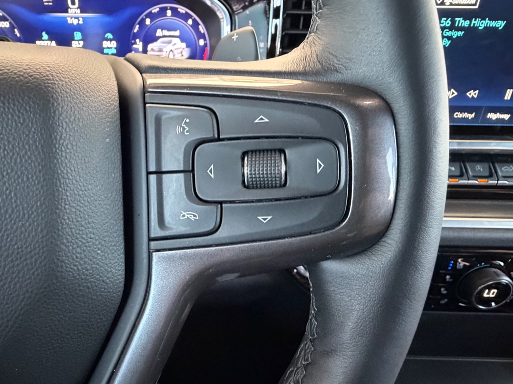 Photo 10 of this CHEVROLET SILVERADO 1500