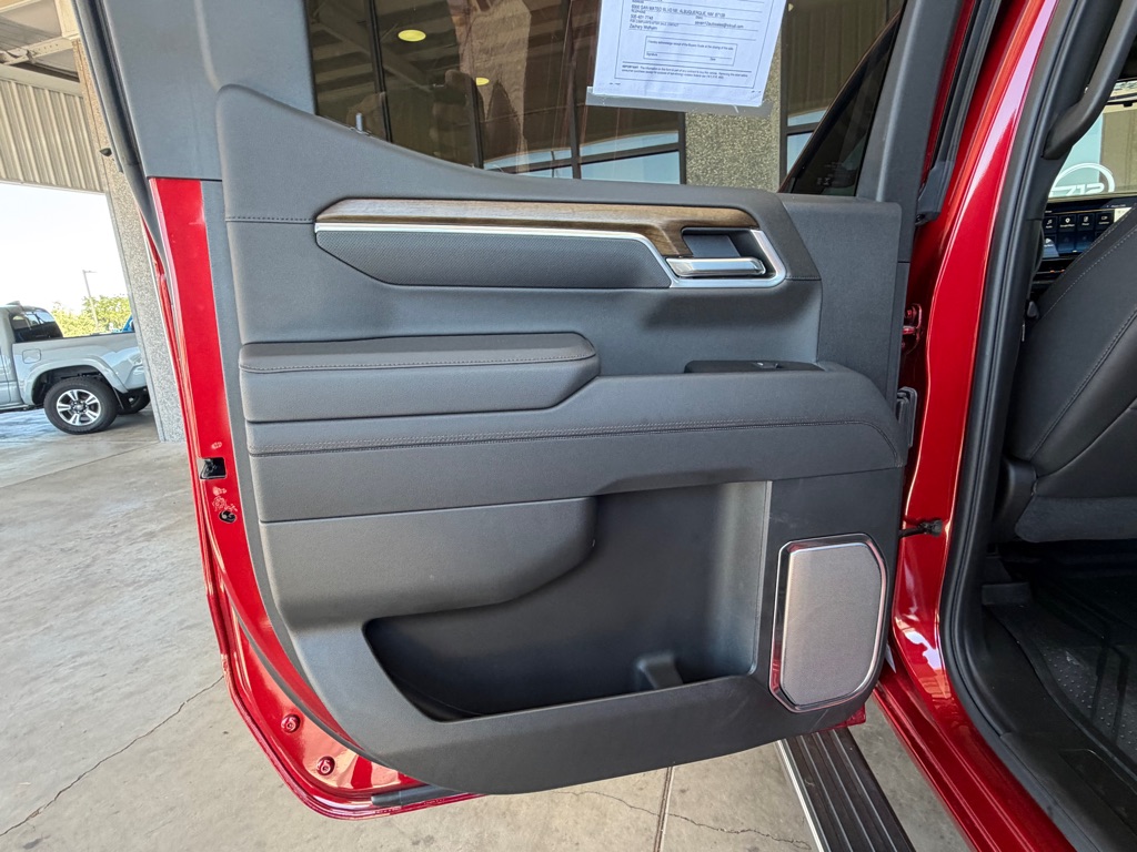Photo 28 of this CHEVROLET SILVERADO 1500