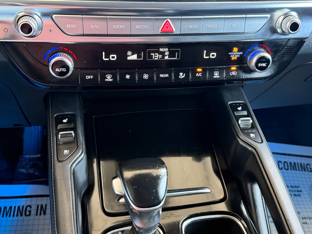 Photo 14 of this KIA TELLURIDE