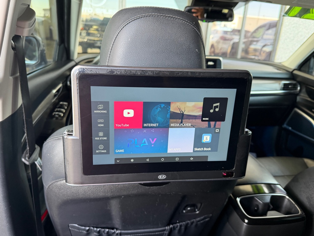 Photo 27 of this KIA TELLURIDE