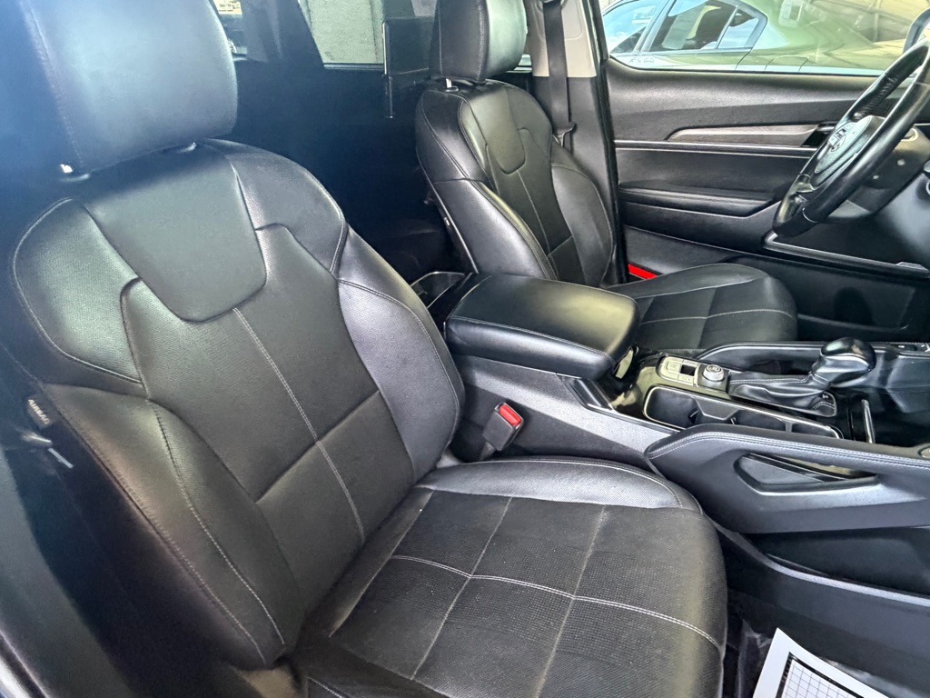 Photo 44 of this KIA TELLURIDE