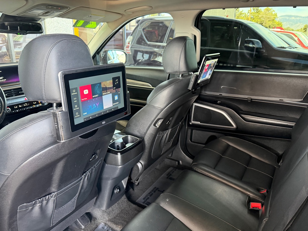 Photo 24 of this KIA TELLURIDE