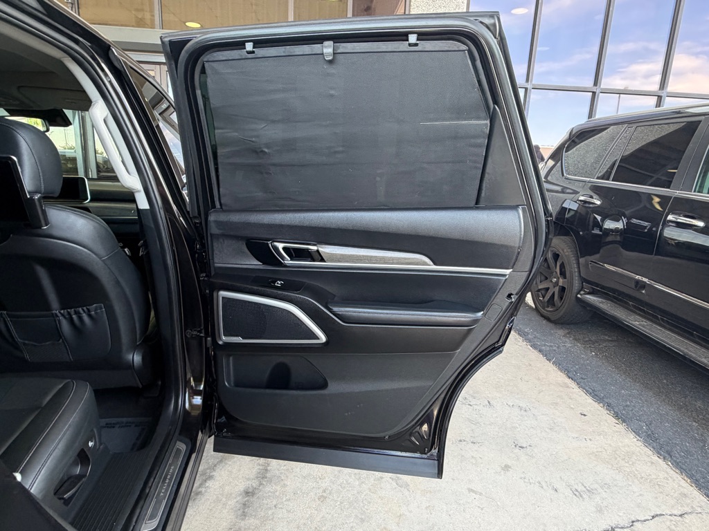 Photo 42 of this KIA TELLURIDE
