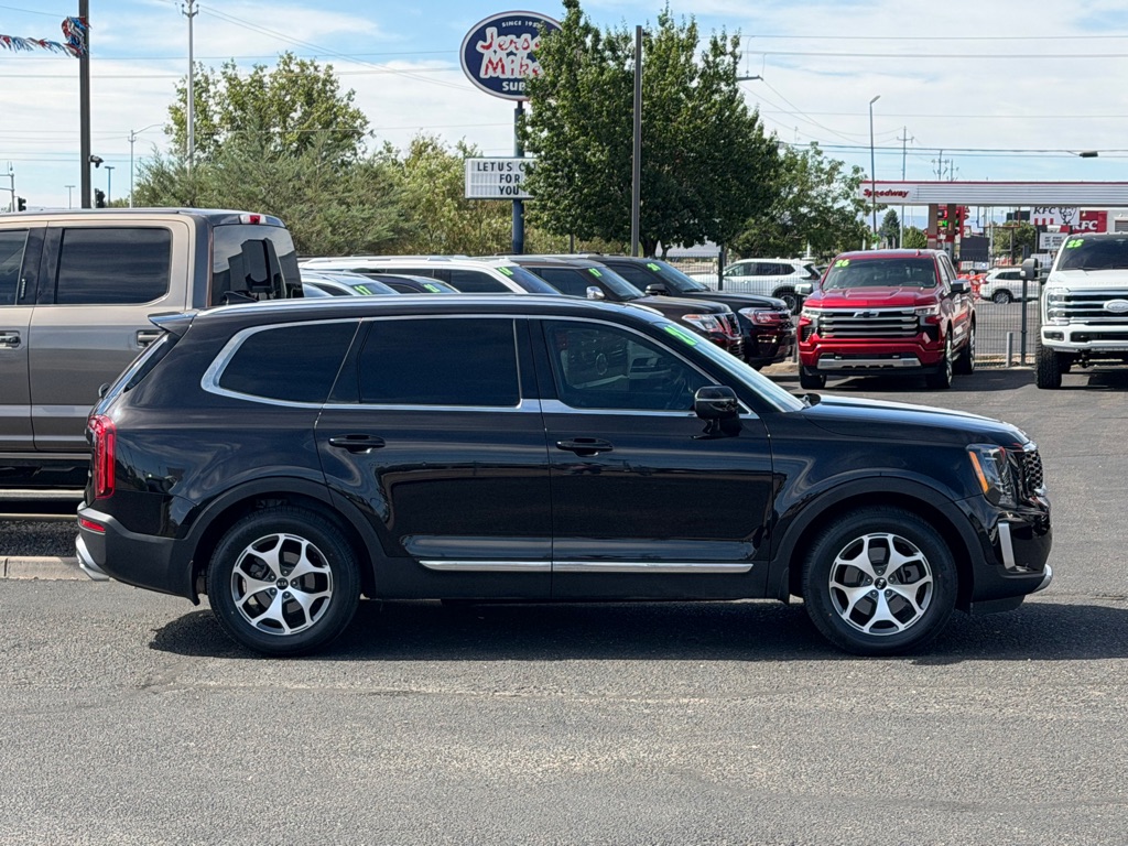 Photo 59 of this KIA TELLURIDE