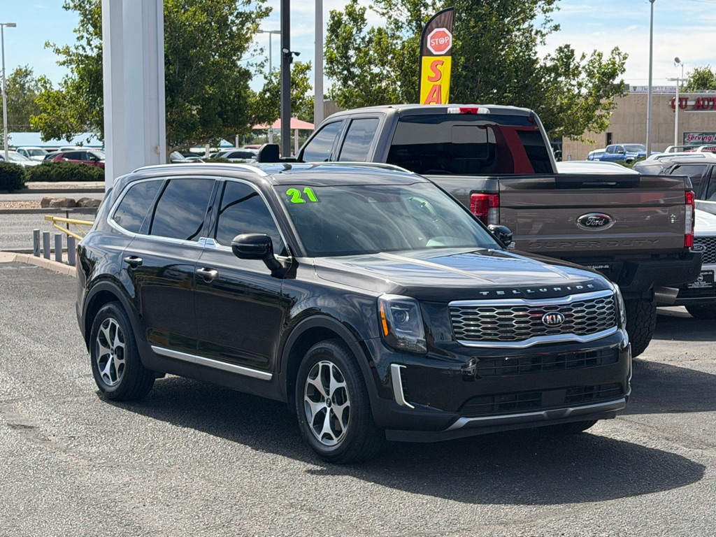 Photo 4 of this KIA TELLURIDE