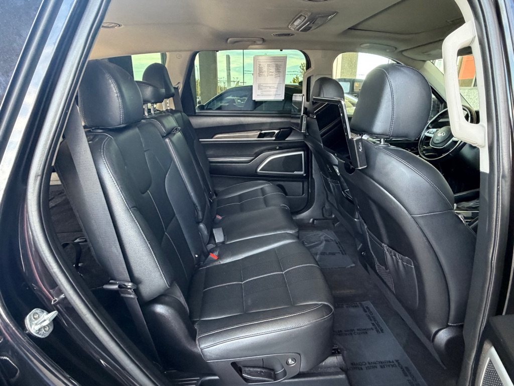 Photo 39 of this KIA TELLURIDE