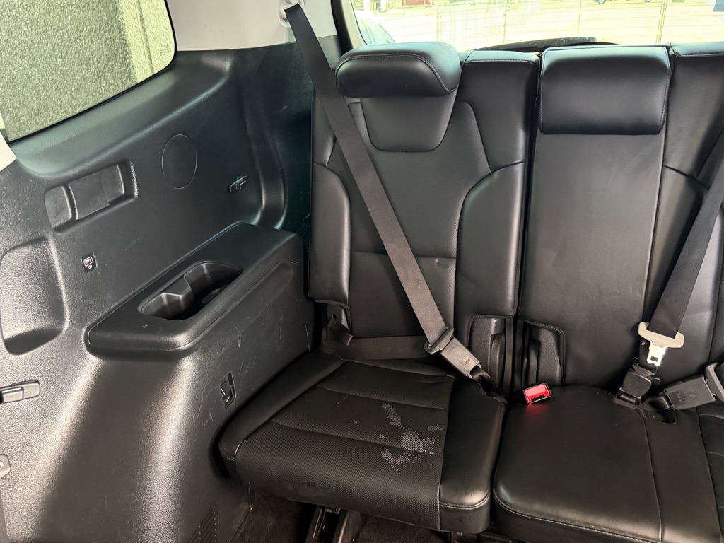 Photo 32 of this KIA TELLURIDE