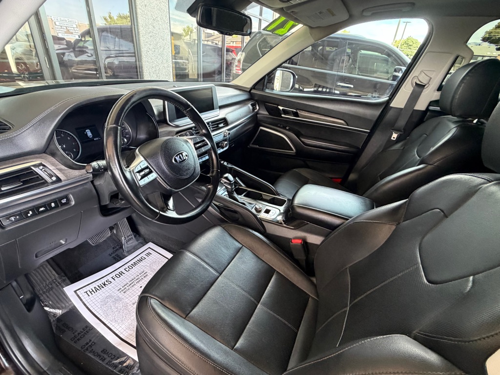 Photo 7 of this KIA TELLURIDE