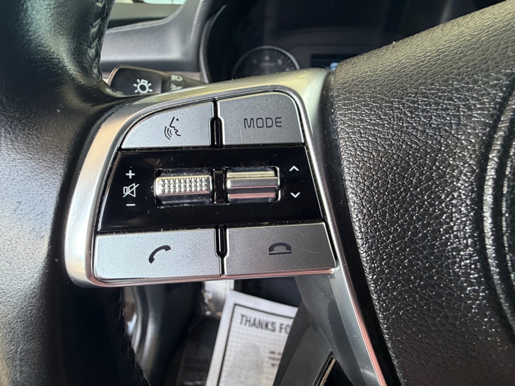 Photo 9 of this KIA TELLURIDE