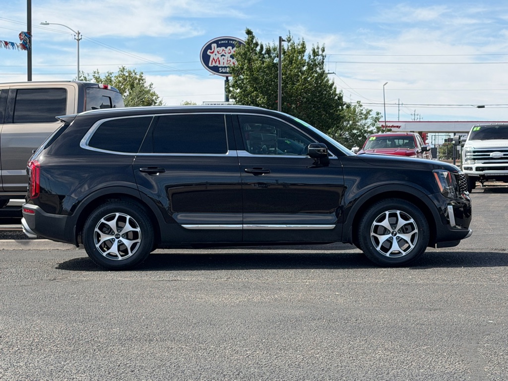 Photo 60 of this KIA TELLURIDE
