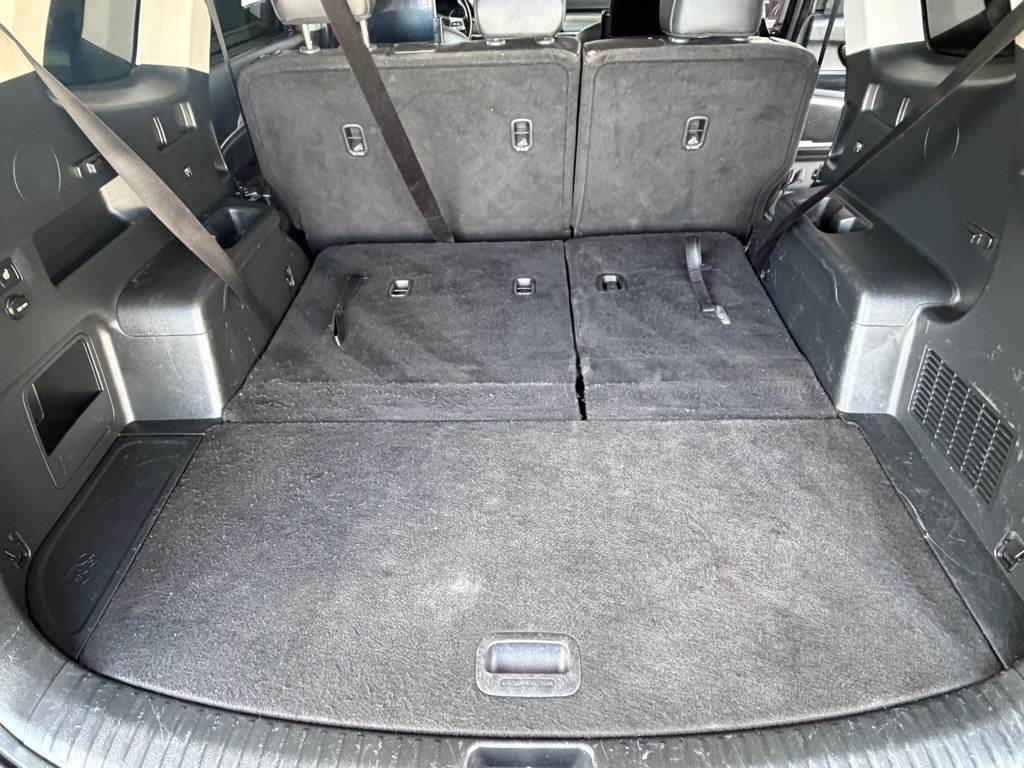 Photo 35 of this KIA TELLURIDE