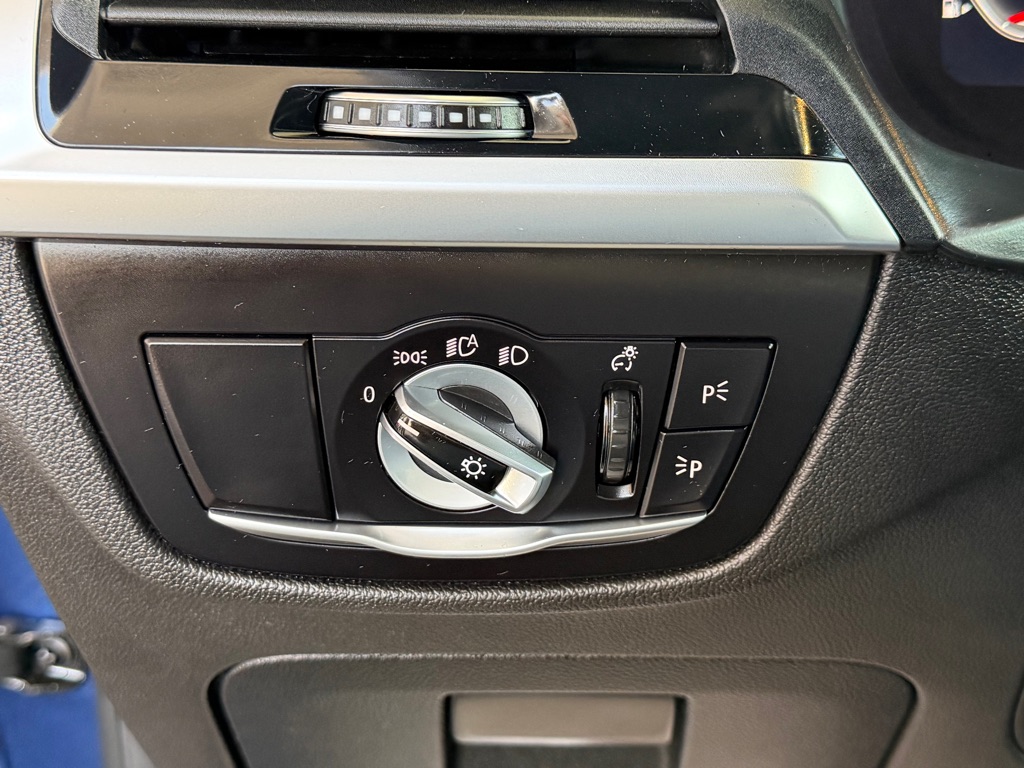 Photo 19 of this BMW X3