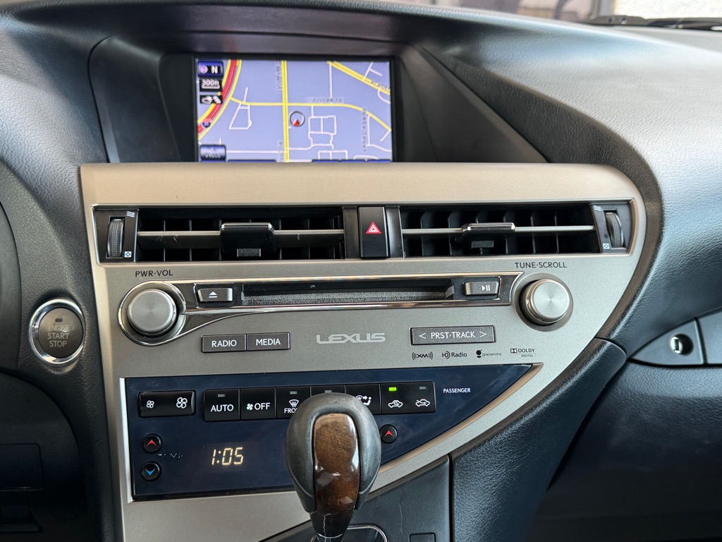 Photo 12 of this LEXUS RX