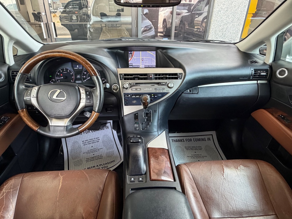 Photo 26 of this LEXUS RX
