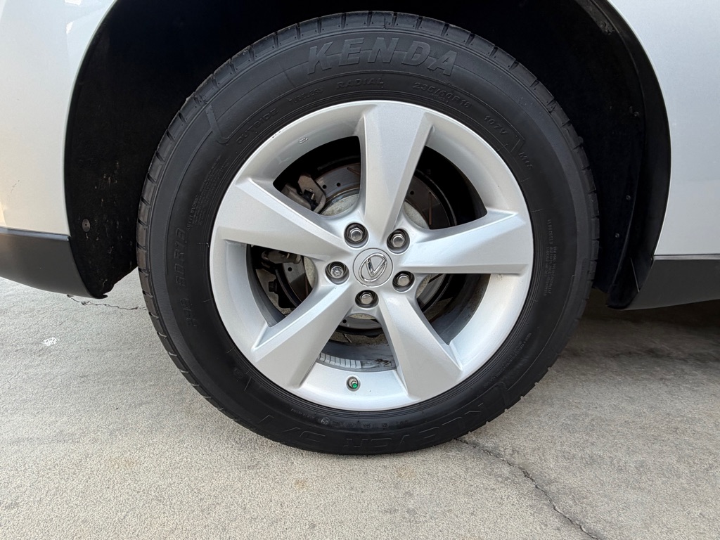 Photo 59 of this LEXUS RX