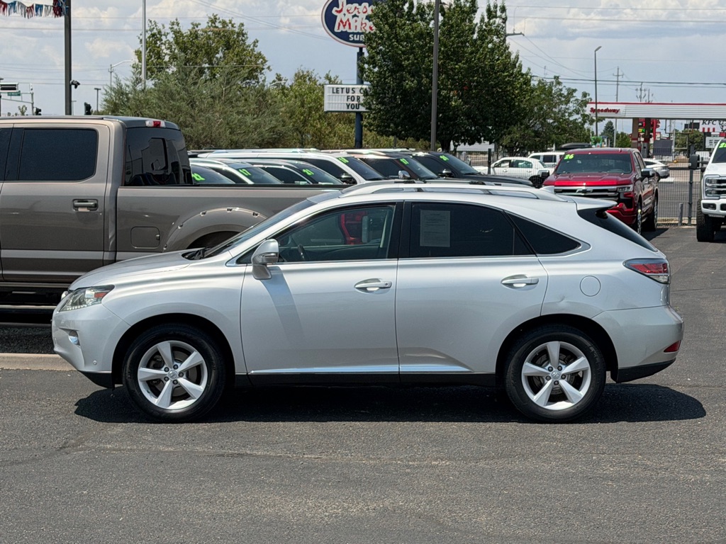 Photo 44 of this LEXUS RX