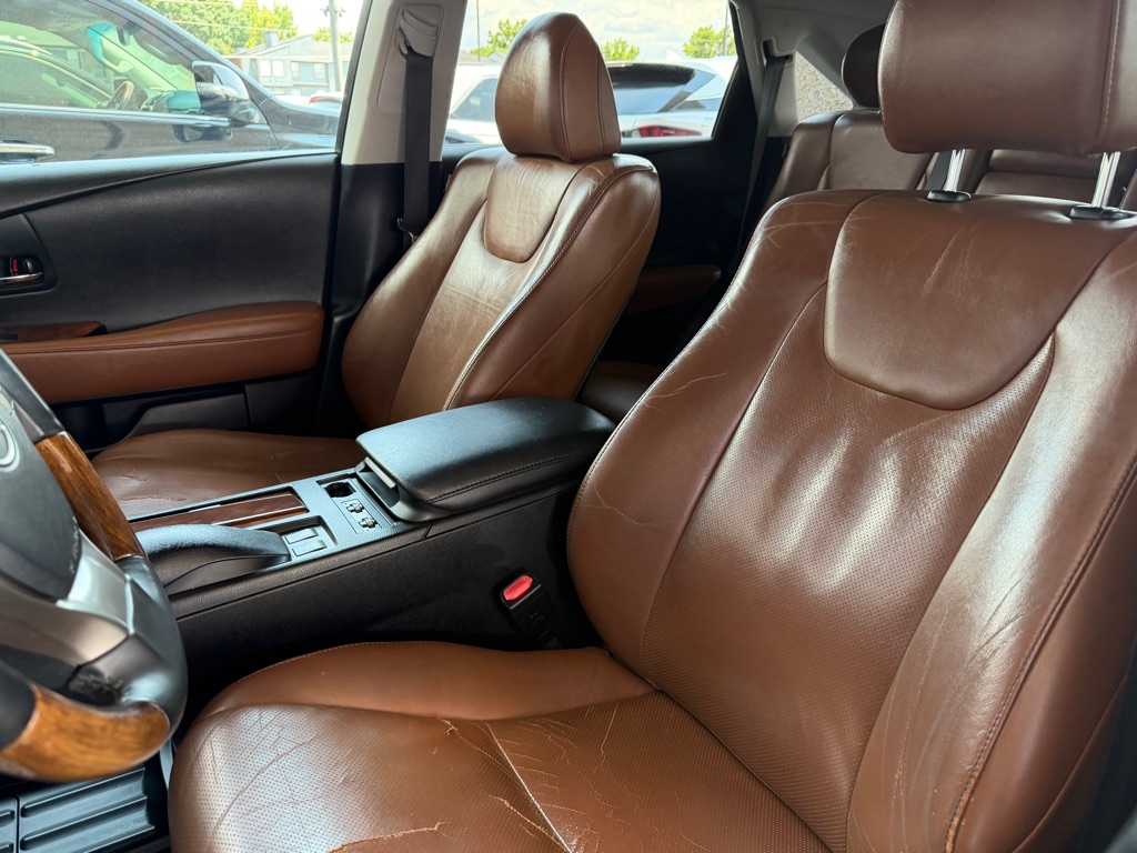 Photo 6 of this LEXUS RX