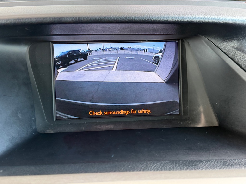 Photo 13 of this LEXUS RX