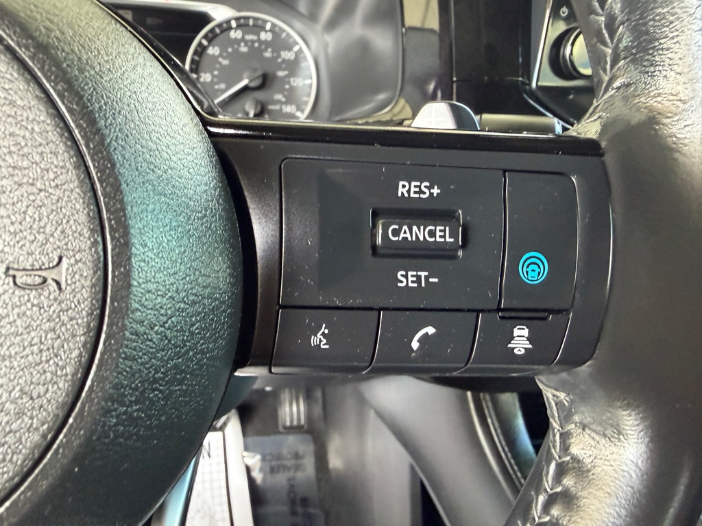 Photo 15 of this NISSAN PATHFINDER