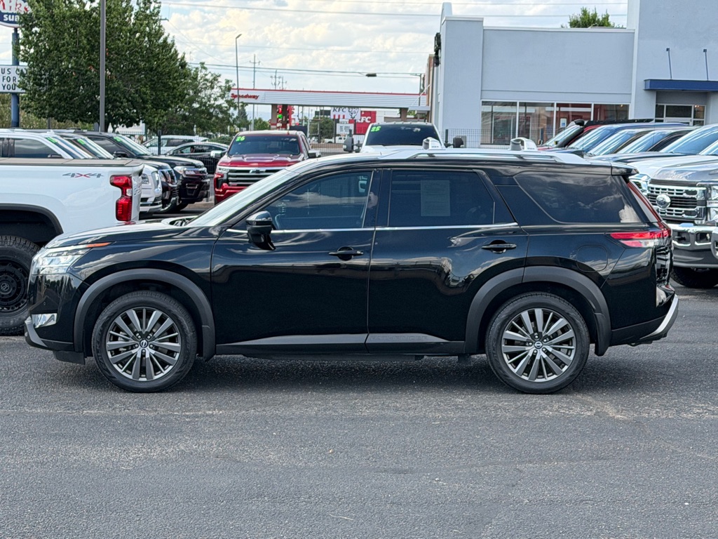 Photo 45 of this NISSAN PATHFINDER