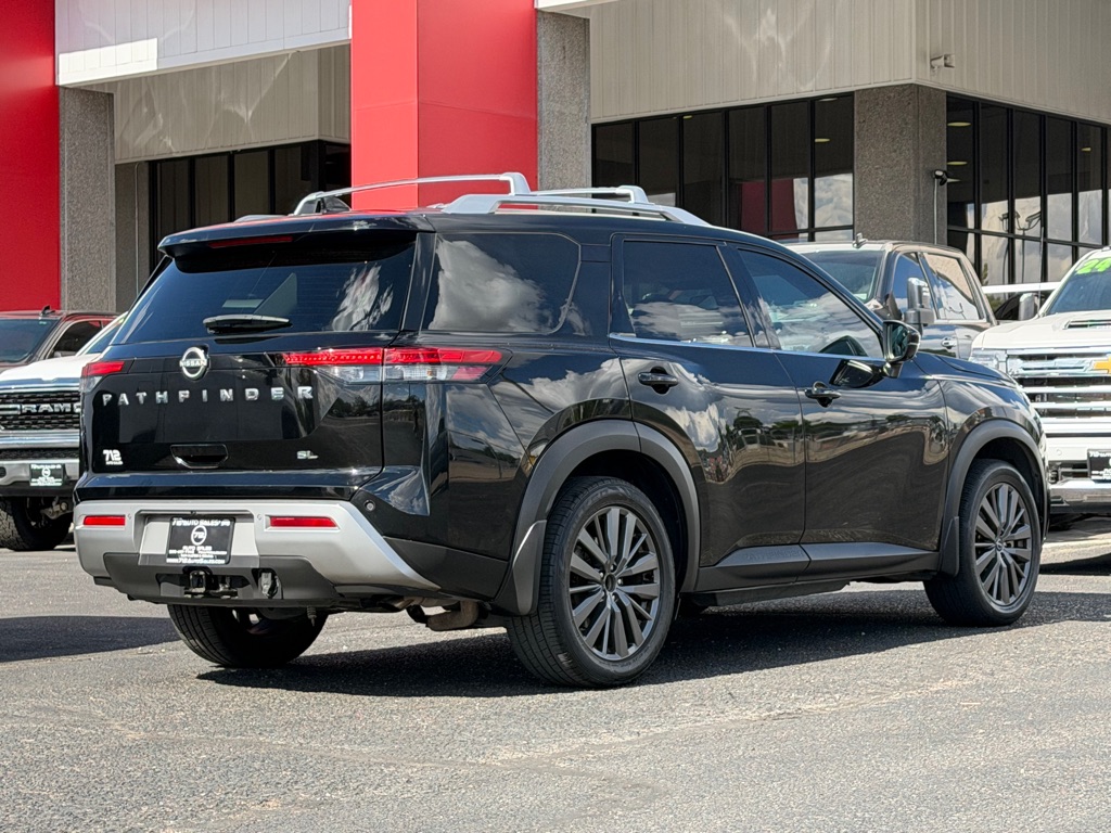Photo 40 of this NISSAN PATHFINDER