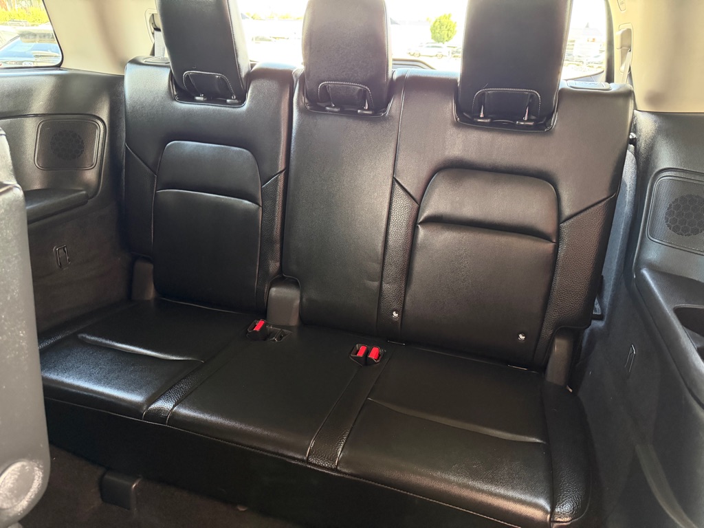 Photo 21 of this NISSAN PATHFINDER
