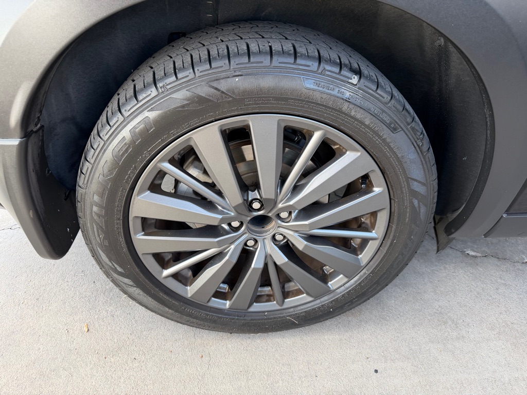 Photo 53 of this NISSAN PATHFINDER