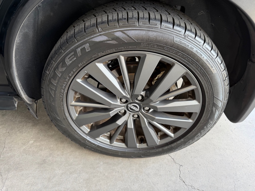 Photo 54 of this NISSAN PATHFINDER