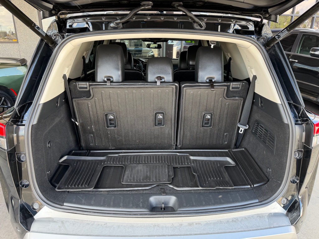 Photo 24 of this NISSAN PATHFINDER