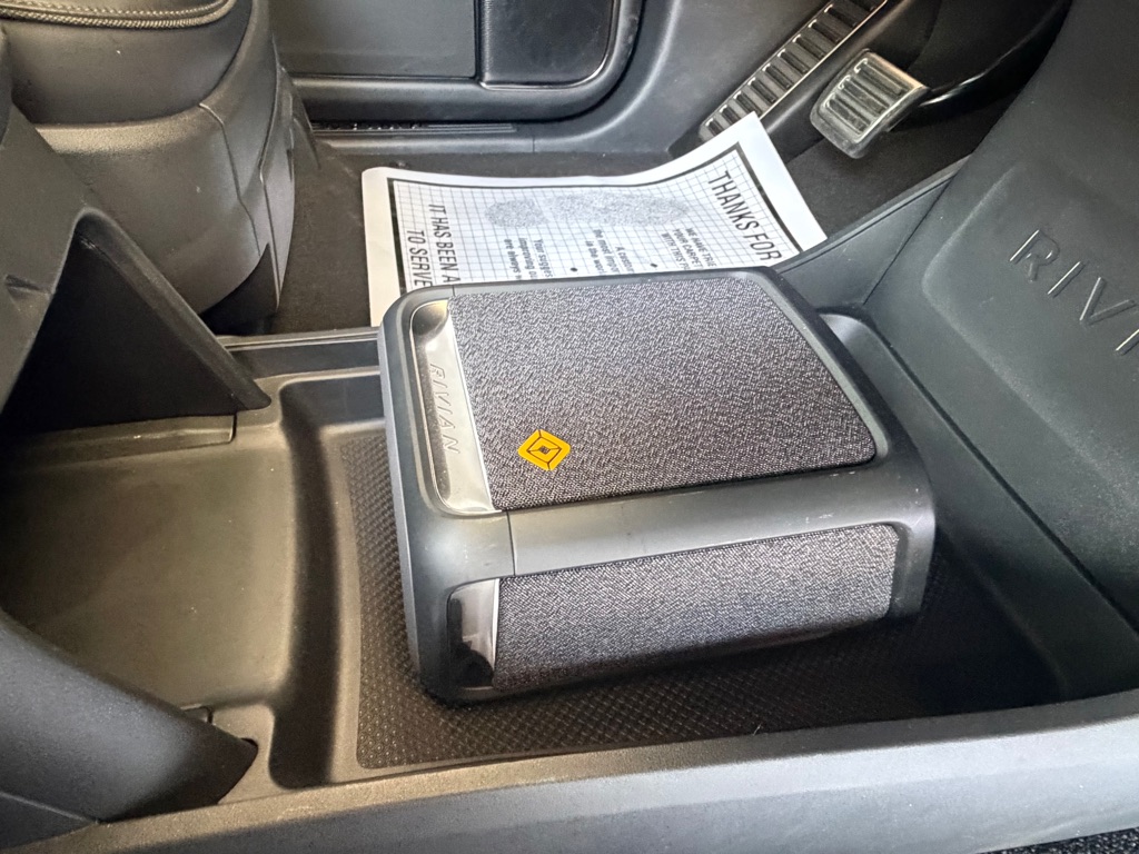 Photo 48 of this RIVIAN R1S