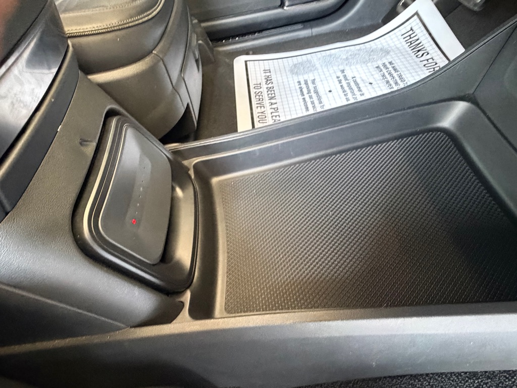 Photo 47 of this RIVIAN R1S