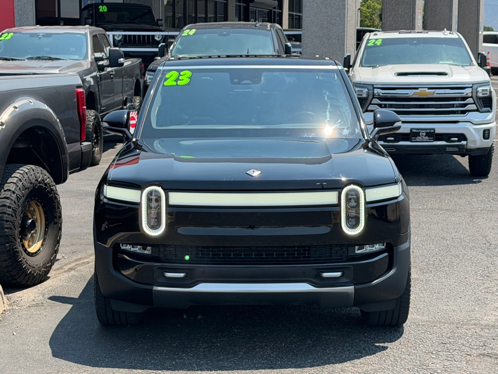 Photo 51 of this RIVIAN R1S