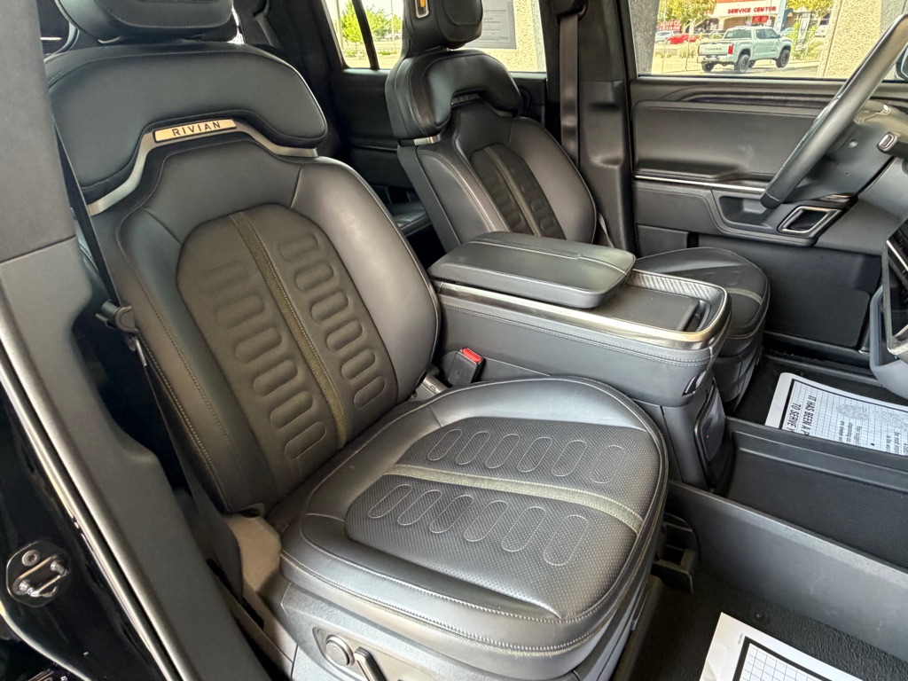 Photo 45 of this RIVIAN R1S