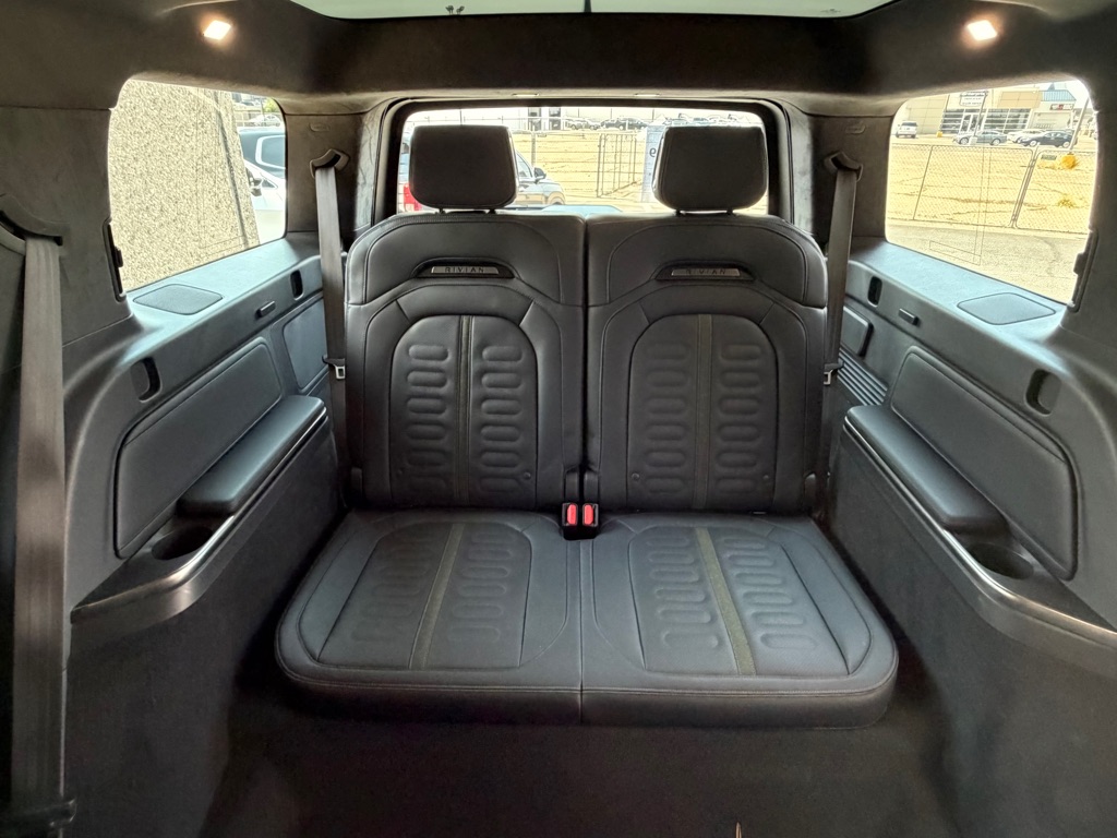 Photo 27 of this RIVIAN R1S