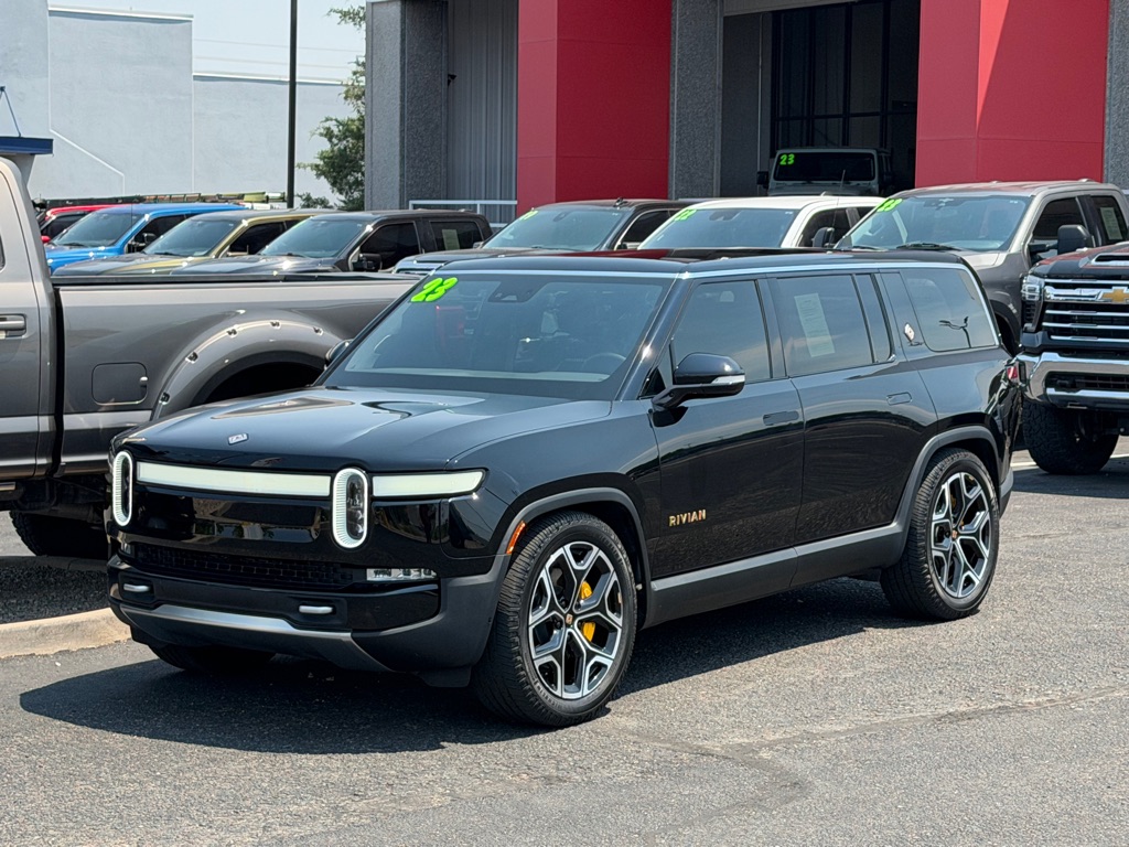 2023 RIVIAN R1S