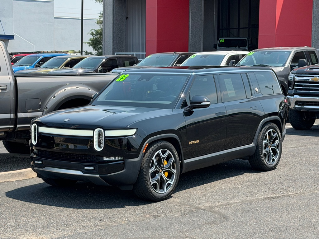 Photo 53 of this RIVIAN R1S