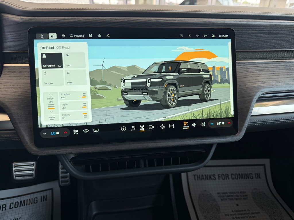 Photo 13 of this RIVIAN R1S