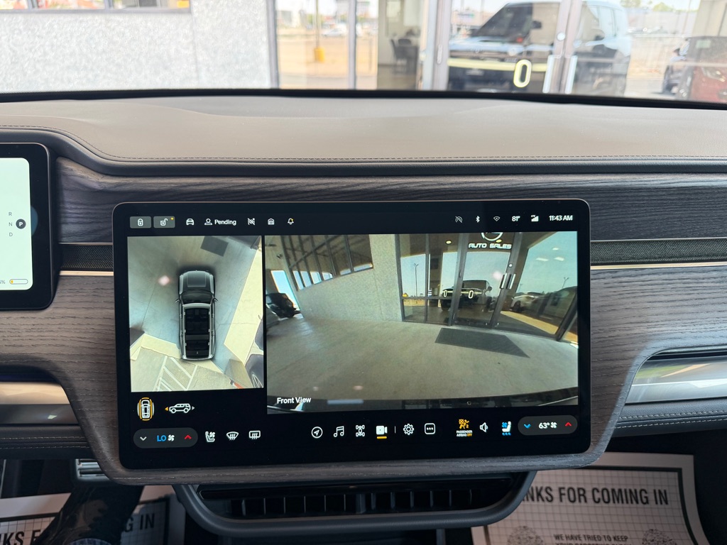 Photo 15 of this RIVIAN R1S