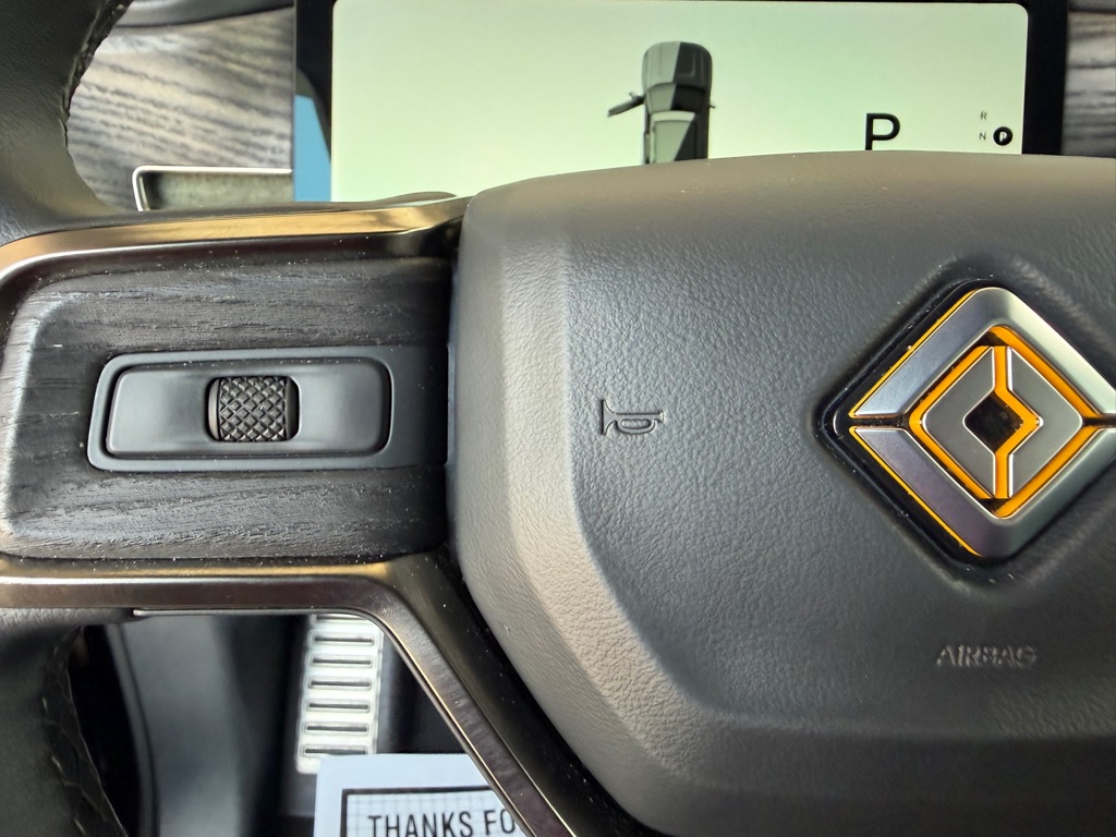 Photo 11 of this RIVIAN R1S