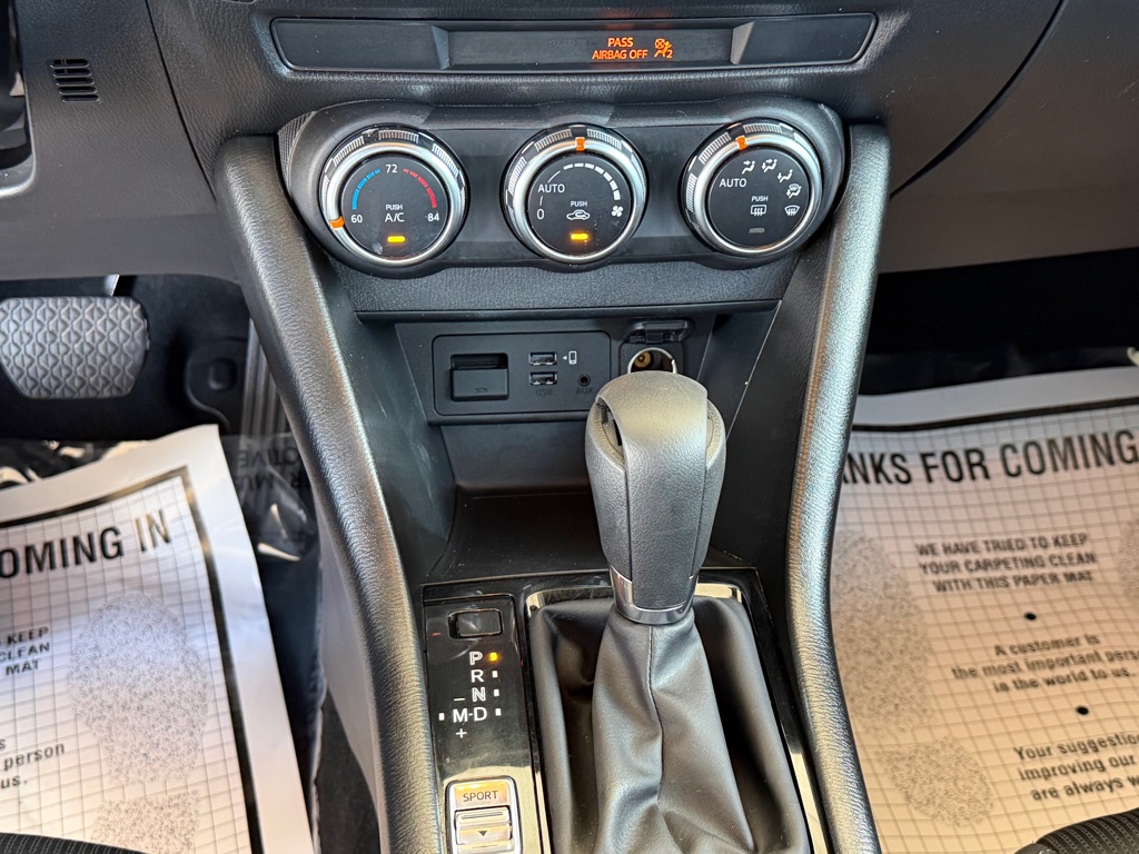 Photo 14 of this MAZDA CX-3
