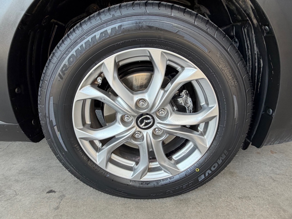 Photo 53 of this MAZDA CX-3