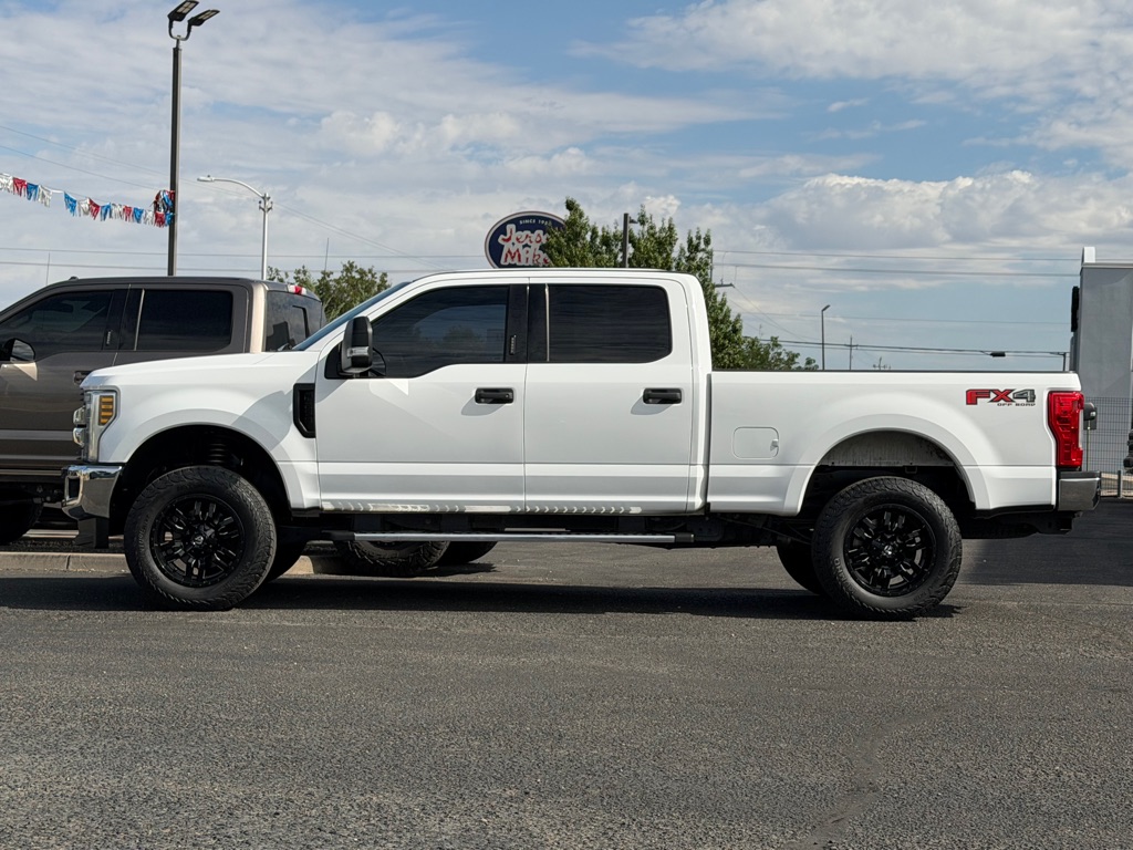 Photo 42 of this FORD F250